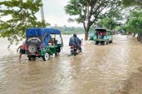 বাঘাইছড়িতে-বন্যা,-সাজেকে-আটকা-৪০০-পর্যটক