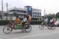 অসহযোগ-আন্দোলন:-রেল-চলাচল-বন্ধ,-সড়কে-গণপরিবহন-কম