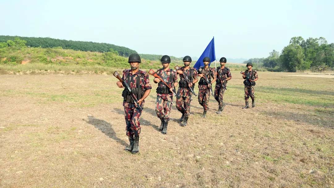 সীমান্তে পুশ ইন ঠেকাতে বিজিবির টহল জোরদার