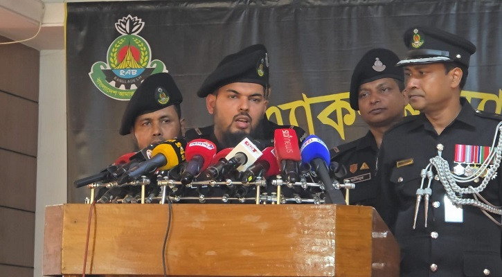 পরকীয়ার জেরে সৌদি প্রবাসীকে হত্যার পর লাশ ৮ টুকরো, মা-মেয়ে গ্রেপ্তার