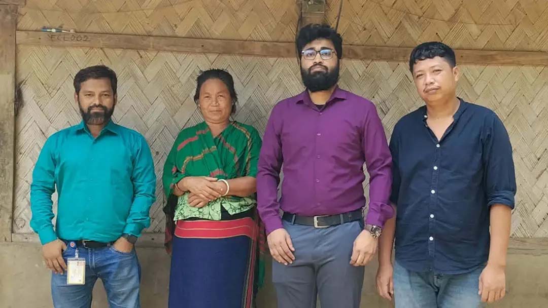 ঋতুপর্ণার বাড়ির জট কাটাতে ক্রীড়া প্রতিমন্ত্রীর উদ্যোগ