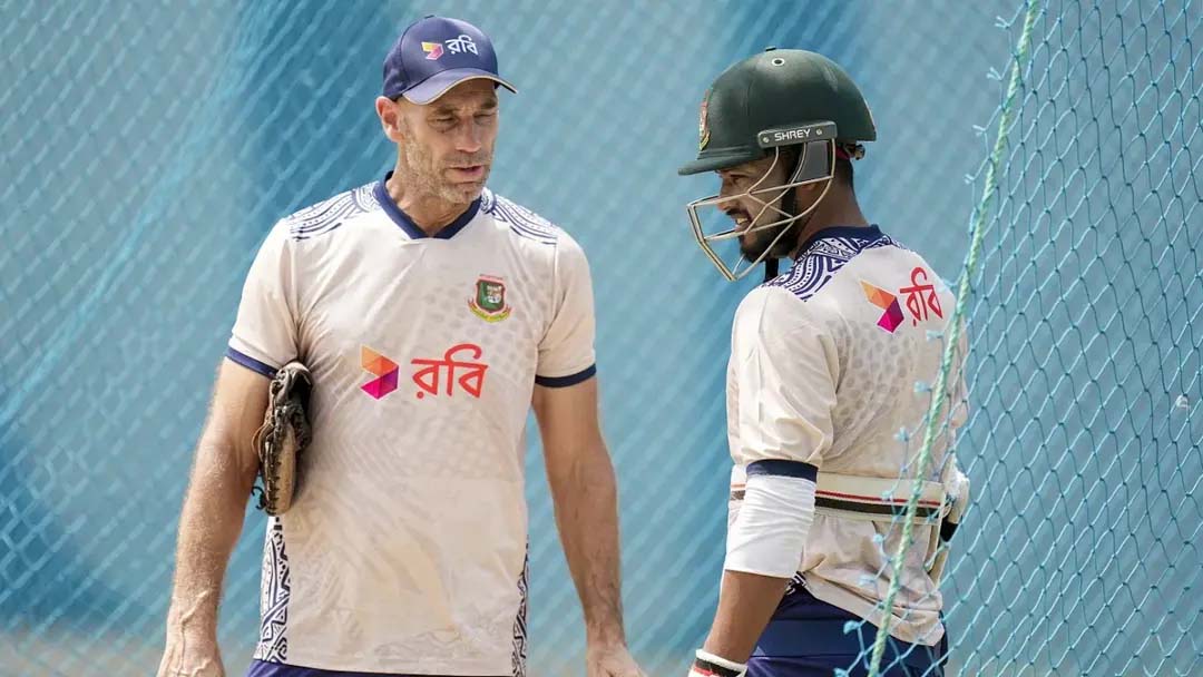 বাংলাদেশ অধ্যায় শেষ হচ্ছে কোচ ডেভিড হেম্পের