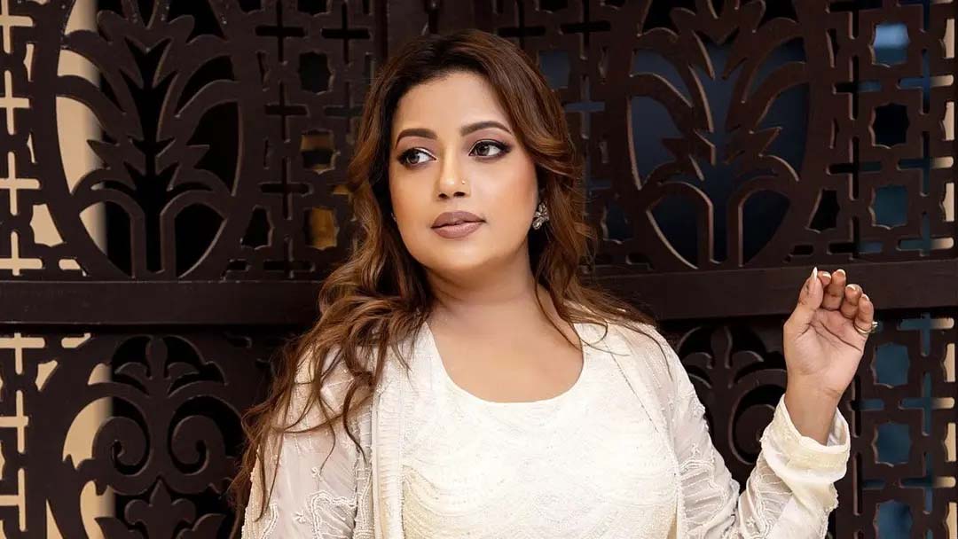 এসেছে সংগীতশিল্পী কনার নতুন ডুয়েট গান ‘আমপাতা জোড়া জোড়া’