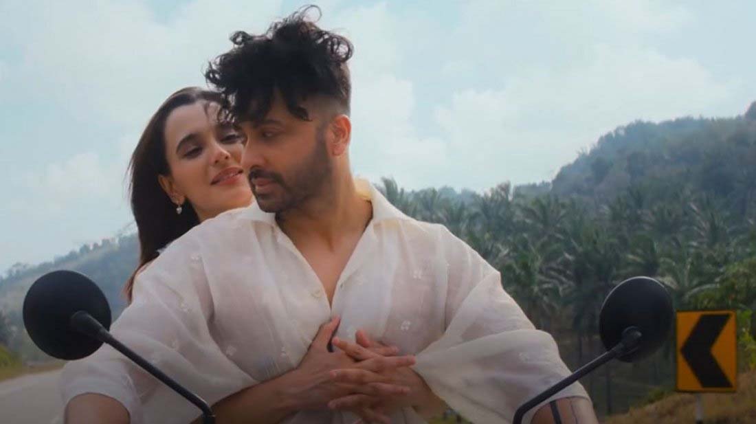 ‘রকস্টার’ : দ্বিতীয় টিজারে শাকিব-সাবিলা জুটির রাজকীয় রসায়ন