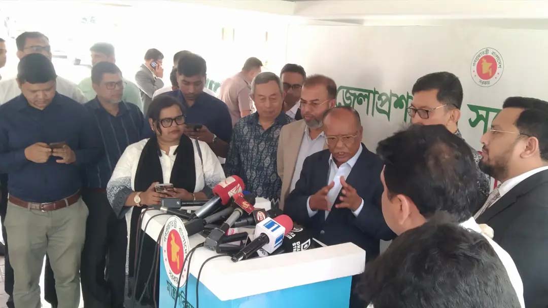 পরিবেশ রক্ষায় ডিসিদের ওপরই মূল ভরসা রাখছে সরকার: পরিবেশমন্ত্রী