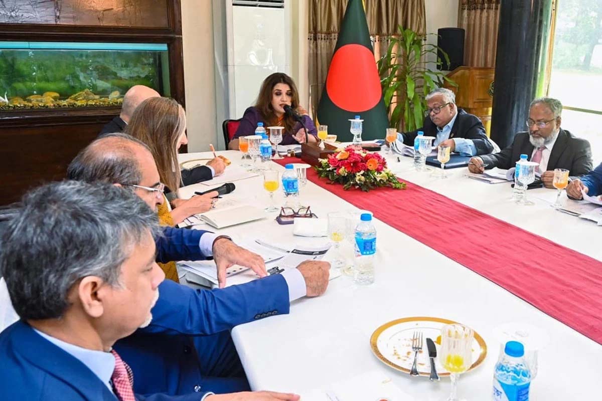 অবৈধ অভিবাসনে জড়িতদের বিরুদ্ধে কঠোর ব্যবস্থার হুঁশিয়ারি পররাষ্ট্র প্রতিমন্ত্রীর