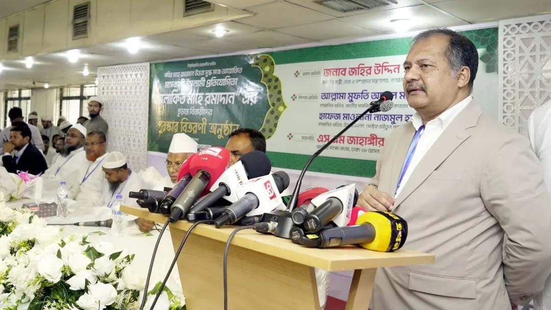 ৩০ লাখ কোটি টাকার ঋণের বোঝা বহন করছে সরকার : তথ্যমন্ত্রী