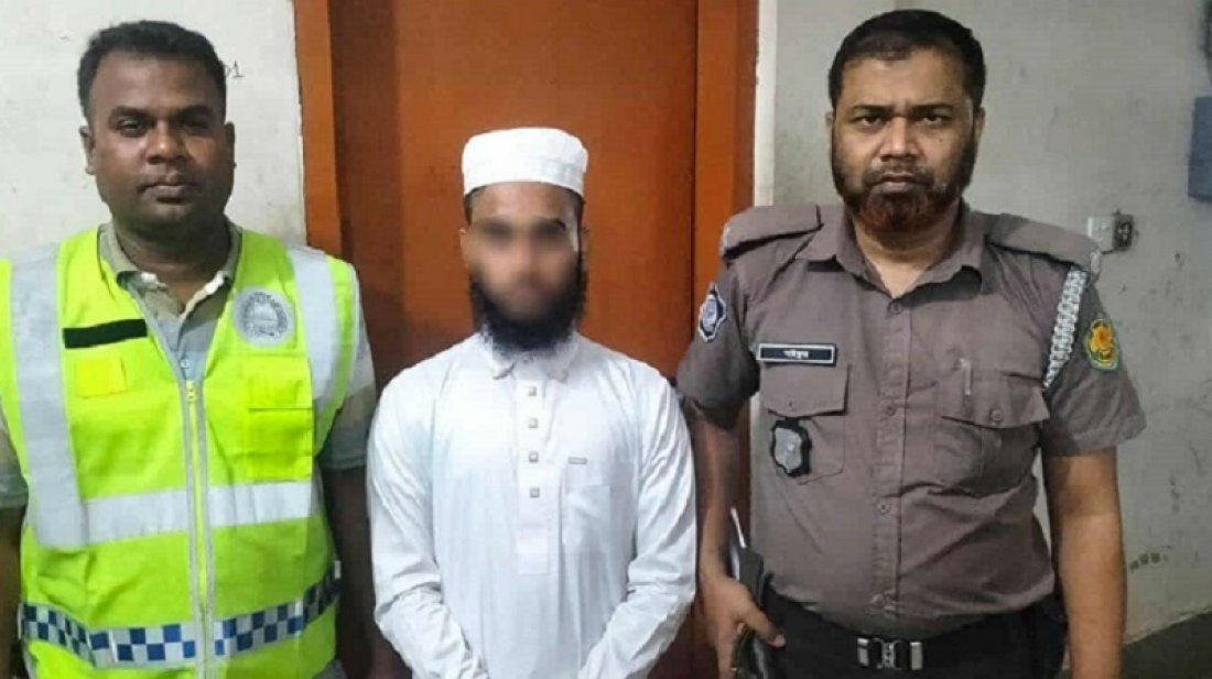 বনশ্রীর মাদ্রাসায় ছাত্রদের ধর্ষণের অভিযোগে একজন গ্রেফতার