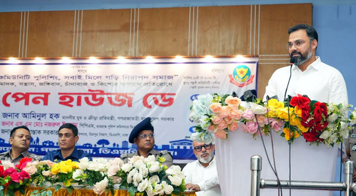পুলিশকে নিরপেক্ষভাবে কাজের স্বাধীনতা দিচ্ছে সরকার: ক্রীড়া প্রতিমন্ত্রী