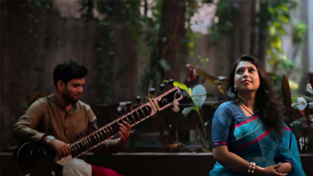 বর্ণালী সরকার নিয়ে এলেন বর্ষার আবহে নজরুলের গান