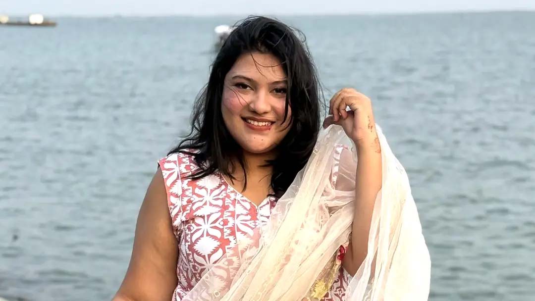 প্রয়াত কারিনা কায়সারকে বিশেষ সম্মাননায় ভূষিত করবে ওটিটি প্ল্যাটফর্ম চরকি