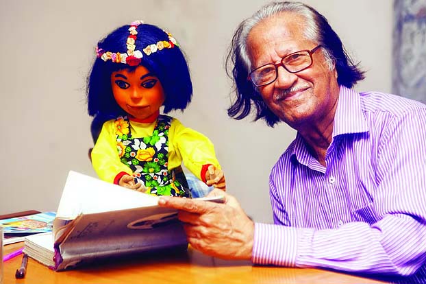 ‘বড় হওয়া ভালো না, ছোট থাকাই ভালো’, শিশুমনেই বেঁচে ছিলেন মুস্তাফা মনোয়ার