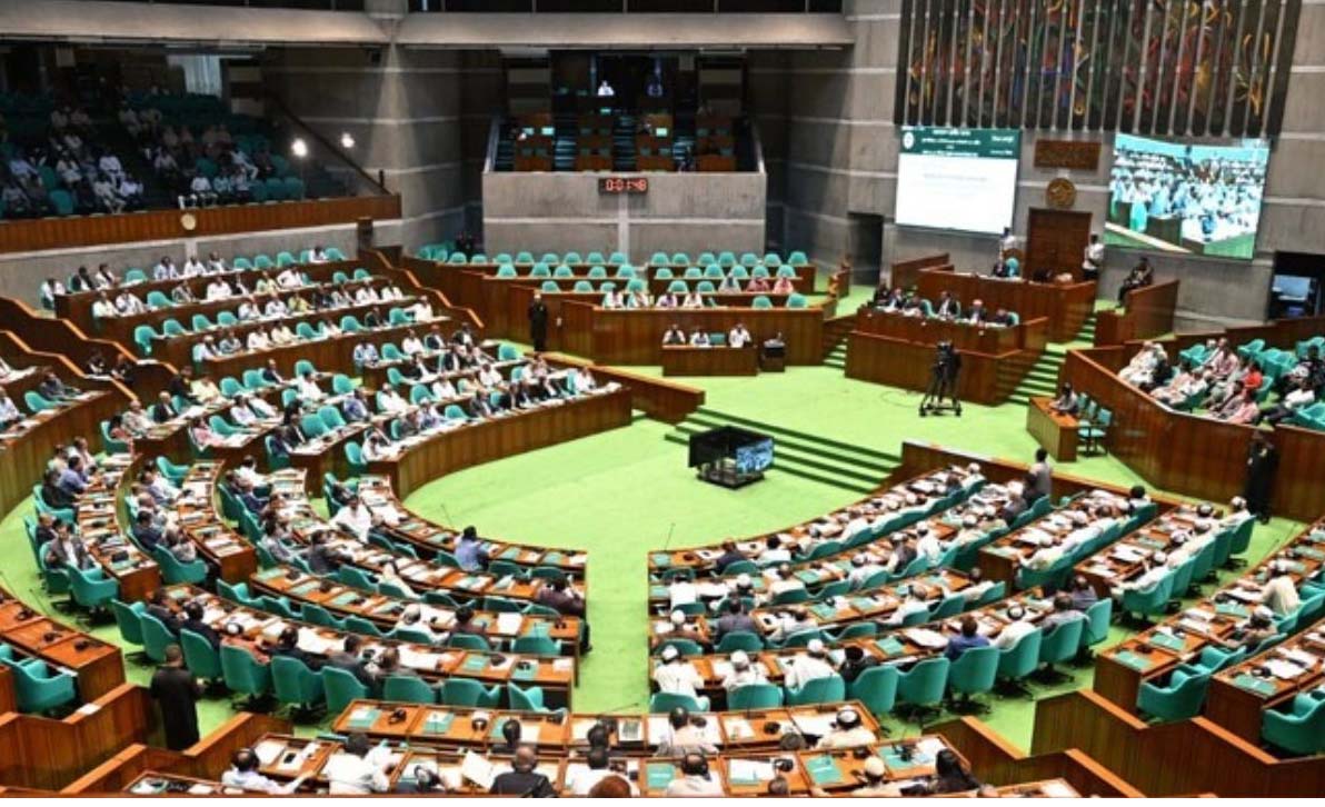 বাজেটের সাফল্য নির্ভর করছে কর আদায়ের ওপর