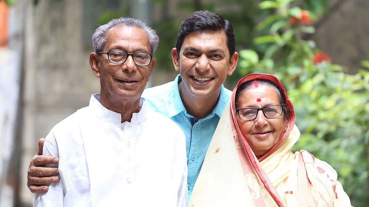 বাবার ভরসার হাতটা চলে গেলে বোঝা যায় পৃথিবী কত ফাঁকা: চঞ্চল চৌধুরী