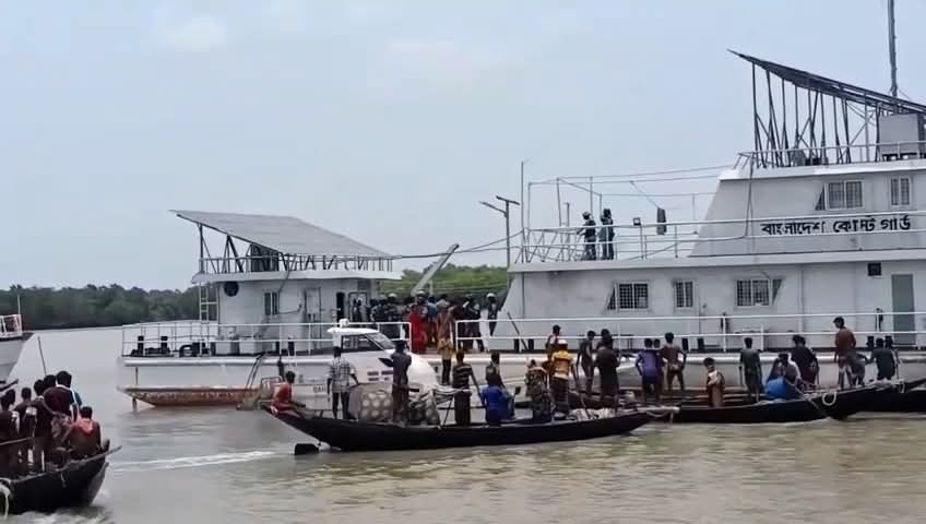 সুন্দরবনে কোস্ট গার্ড স্টেশনে হামলা-ভাঙচুর