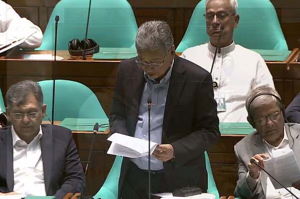 তেল, গ্যাস, বিদ্যুৎ ও সারে অতিরিক্ত ভর্তুকি প্রয়োজন ৪২ হাজার ৬০০ কোটি টাকা: সংসদে অর্থমন্ত্রী