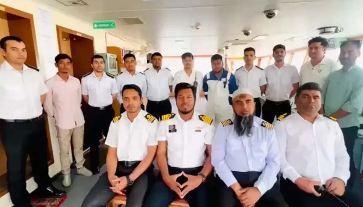 হরমুজে ৩ মাস আটকা ‘বাংলার জয়যাত্রা’; ক্লান্তি ও উৎকণ্ঠায় নাবিকদের বন্দী জীবন