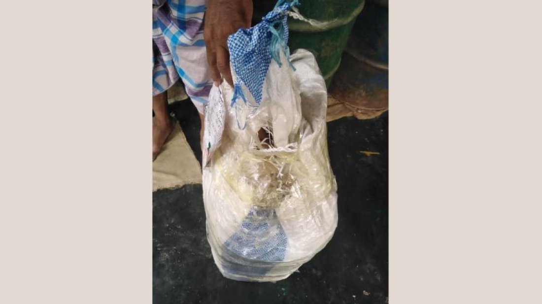 হাজিদের লাগেজ চুরির বিরুদ্ধে ব্যবস্থা নেয়ার আশ্বাস ধর্মমন্ত্রীর