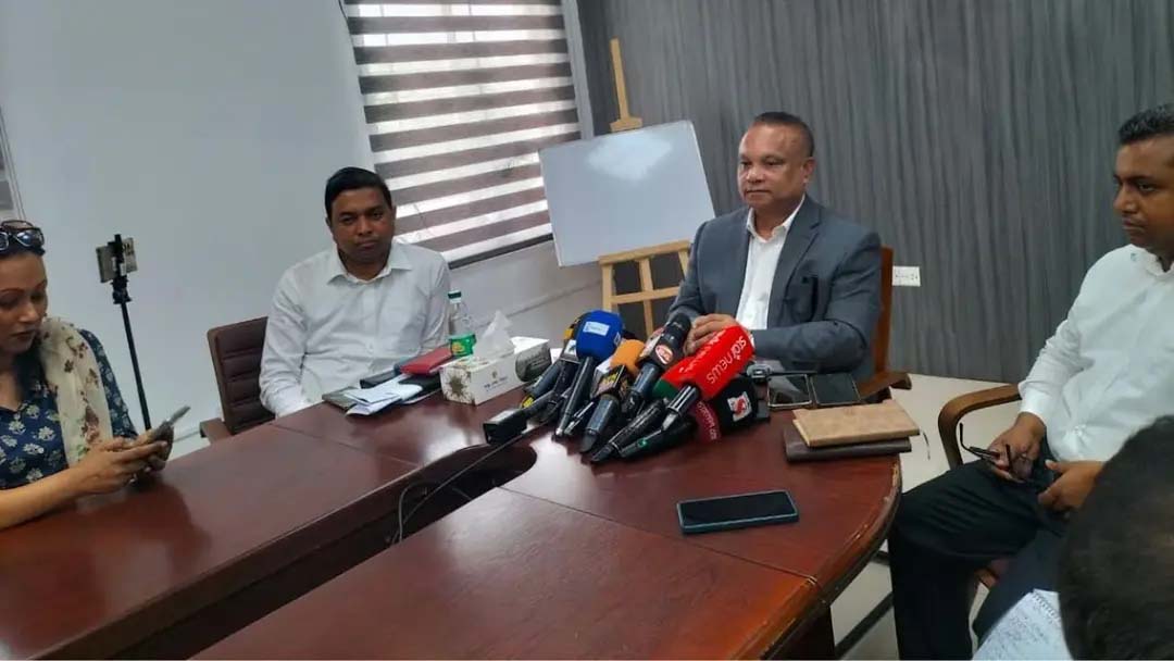 দেশজুড়ে এক লাখ স্বাস্থ্যকর্মী ও ২৫ হাজার মিডওয়াইফ নিয়োগ দেয়া হবে : স্বাস্থ্যবিষয়ক বিশেষ সহকারী
