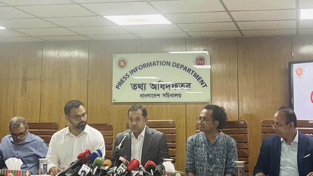 নামমাত্র খরচে বিশ্বকাপ ফুটবল খেলা দেখাবে বিটিভি: তথ্য প্রতিমন্ত্রী