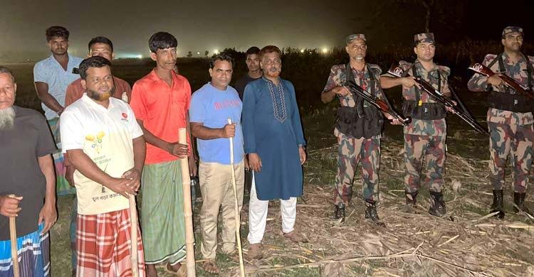 জামালপুরের সীমান্তবর্তী গ্রামগুলোতে পাহারা দিচ্ছেন স্থানীয়রা
