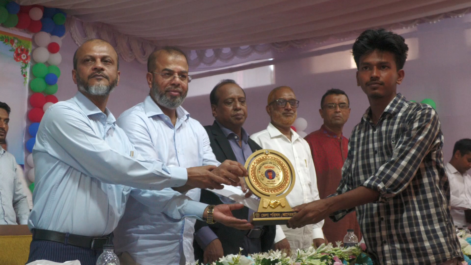 ব্যক্তিগত সীমাবদ্ধতার উর্দ্ধে উঠে সমাজ ও মানুষের জন্য কাজ করতে হবে-প্রতিমন্ত্রী শেখ ফরিদুল ইসলাম
