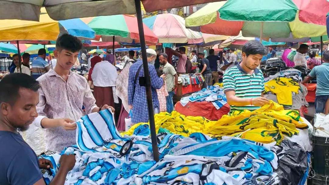 বিশ্বকাপের জার্সি বিক্রি, এগিয়ে ব্রাজিল-আর্জেন্টিনা