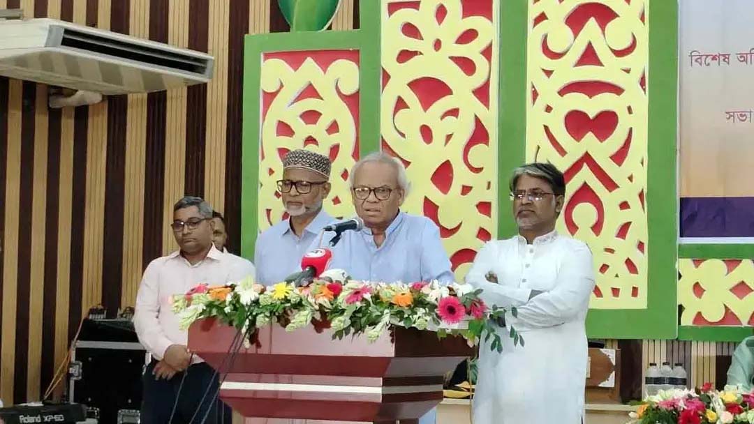 আদর্শ শিক্ষকের অভাবেই বাড়ছে নৈতিক অবক্ষয় ও মাদক বিস্তার: রুহুল কবির রিজভী