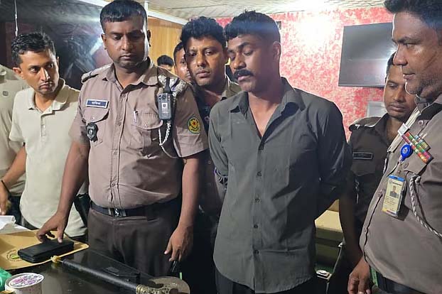 মতিঝিলে চাঁদাবাজি, শুটার তানিমসহ গ্রেপ্তার পাঁচজন
