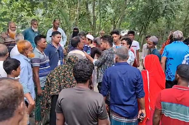 শরণখোলায় দম্পতির লাশ উদ্ধার, চিরকুটে লেখা, ‘আমাদেরকে মাফ করে দিও’