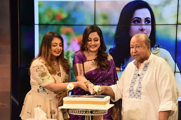 চ্যানেল আইয়ে নায়িকা পূর্ণিমার জন্মদিন পালন