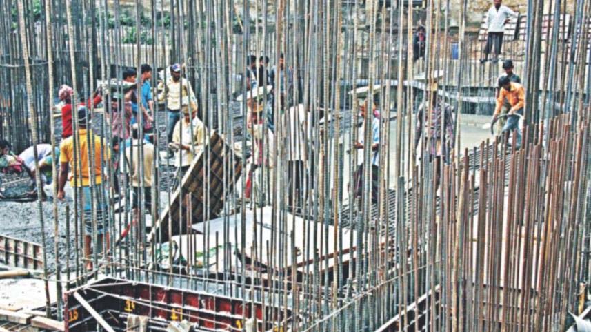 উন্নত প্রযুক্তি ও মানসম্মত ইস্পাত উৎপাদনের দিকেও গুরুত্ব দিতে হবে