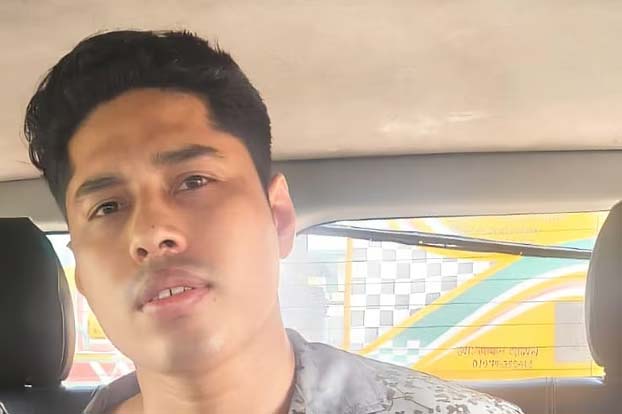 চট্টগ্রামের শীর্ষ সন্ত্রাসী ডেভিড ইমন যশোরে গ্রেপ্তার