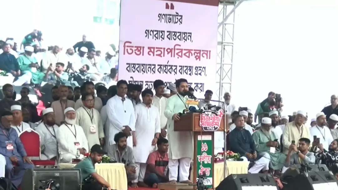 তারেক রহমানের চীন সফরের অর্জন শূন্য : নাহিদ ইসলাম
