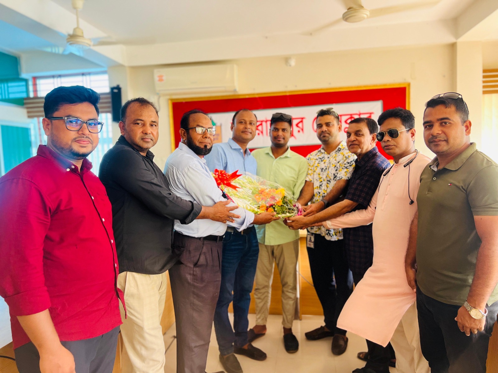 পিরোজপুরে শরীয়তপুরের সাংবাদিকদের সংবর্ধনা ও মতবিনিময় সভা অনুষ্ঠিত