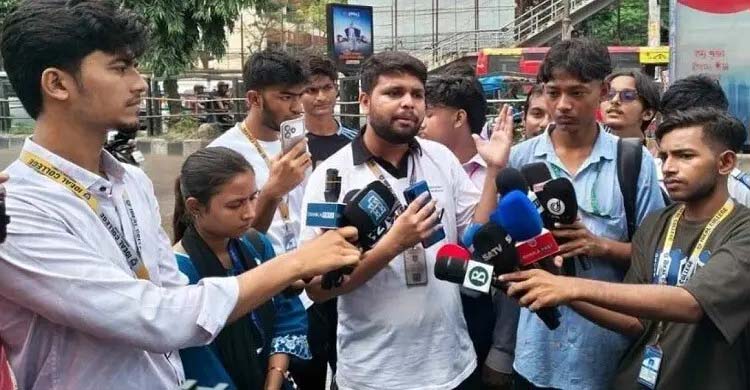 ফের শিক্ষামন্ত্রীর পদত্যাগ দাবি, জনদুর্ভোগ বিবেচনায় কর্মসূচি স্থগিত