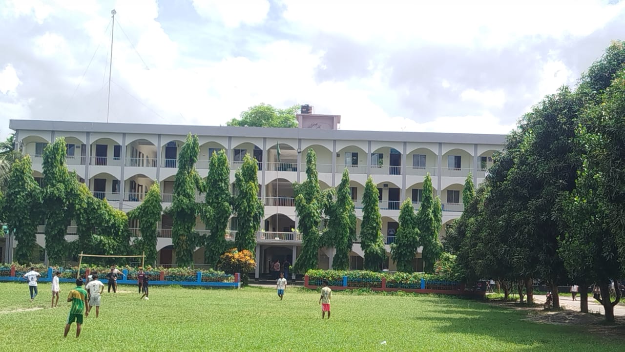 তিতাসে ইউএনও এক মাস , ভারপ্রাপ্ত কর্মকর্তা চালাচ্ছেন দাপ্তরিক কার্যক্রম