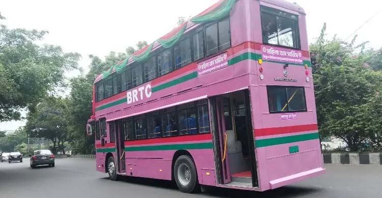 চালুর পরদিনই মহিলা বাসে যাত্রী কম