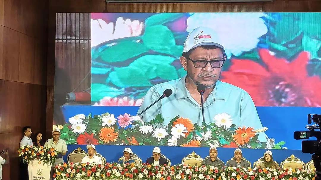 আধুনিক জীবনযাত্রার প্রভাবে মাতৃদুগ্ধ থেকে বঞ্চিত হচ্ছে অনেক শিশু: স্বাস্থ্যমন্ত্রী
