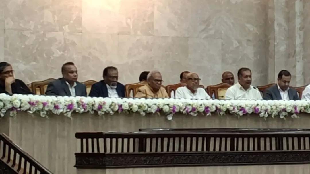 জ্বালানি সংকট নিরসনে প্রধানমন্ত্রীর চেষ্টার কোনও ত্রুটি নেই: নজরুল ইসলাম খান