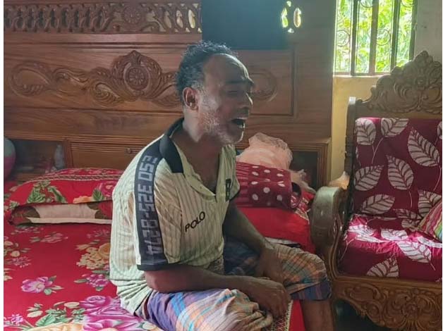 ডেঙ্গুতে সীতাকুন্ডে শিশুর মৃত্যু, কান্না মা-বাবার