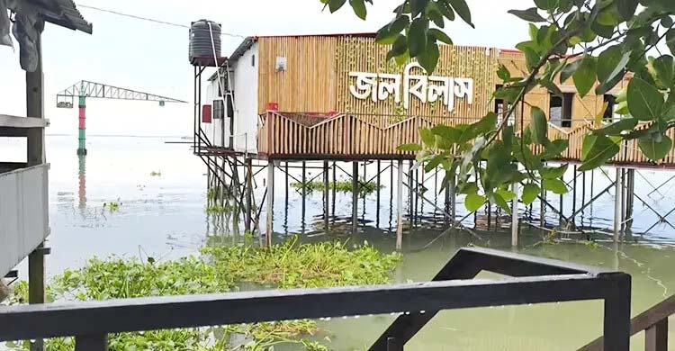 মতলব উত্তরের জল বিলাসসহ দুই হোটেল কার্যক্রম বন্ধের নির্দেশ