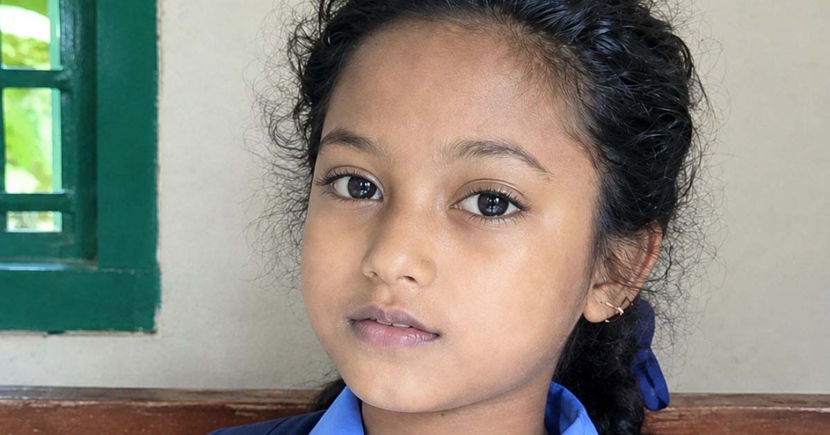 সাঁকো ভেঙে খালে পড়ে প্রাণ গেল চতুর্থ শ্রেণির ছাত্রীর
