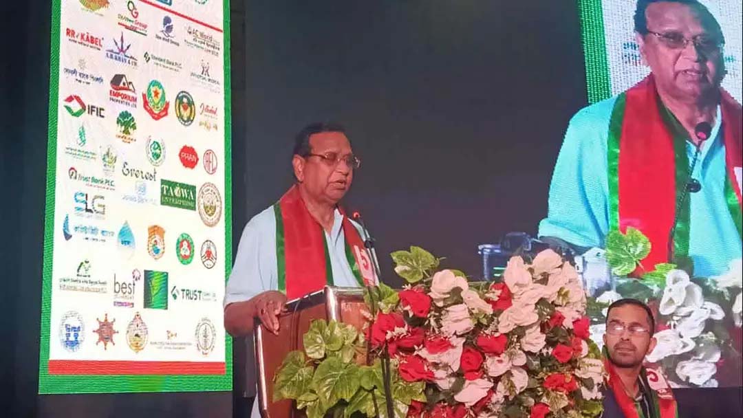 সরকারের সমালোচনা করুন, তবে অহেতুক প্রতিবন্ধকতা নয় : আবদুস সালাম