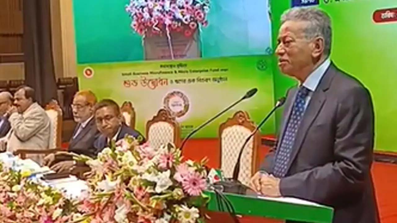 উদ্যোক্তা তৈরি করে কর্মসংস্থান সৃষ্টিই সরকারের মূল লক্ষ্য: অর্থমন্ত্রী