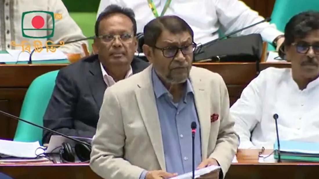 দেশে সাড়ে ৫৮ হাজার চিকিৎসকের ঘাটতি রয়েছে : স্বাস্থ্যমন্ত্রী