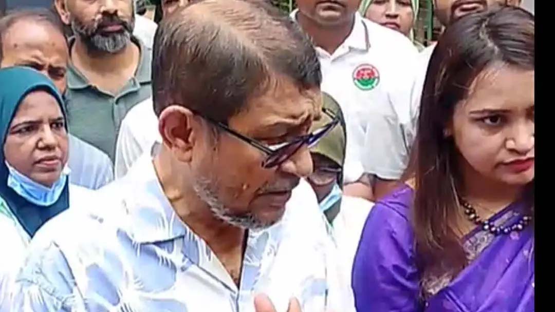 সরকারি হাসপাতালের সামনে কোনো ক্লিনিকের অনুমোদন দেয়া হবে না : স্বাস্থ্যমন্ত্রী