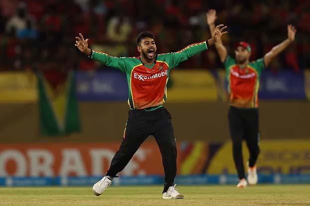 সিপিএলে শেষটা ভালো হলো না মিরাজের, উঠতে পারলেন না ফাইনালে