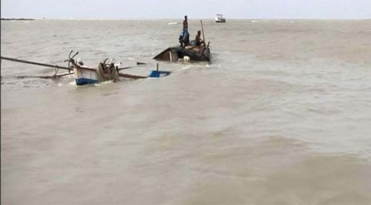 পাথরঘাটায় ট্রলার থেকে সাগরে পড়ে নিখোঁজ জেলে জীবিত উদ্ধার