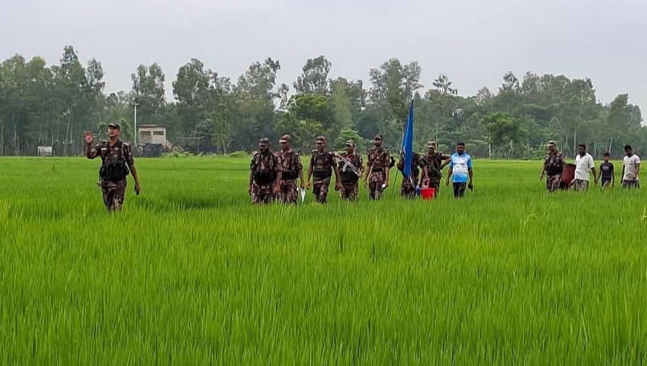 পীরগঞ্জে বিএসএফের গুলিতে বাংলাদেশি নিহত, লাশের অপেক্ষায় পরিবার